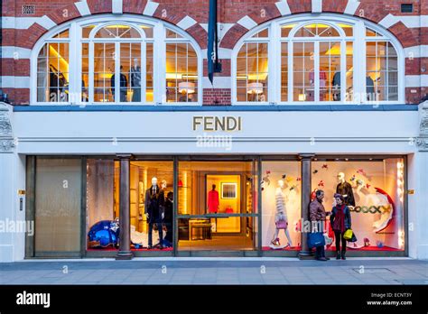 fendi flagship londra|fendi bond street logo.